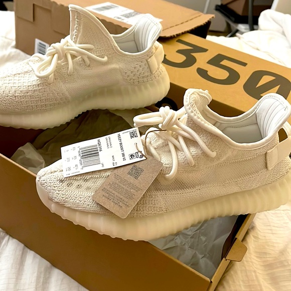 yeezy bone color